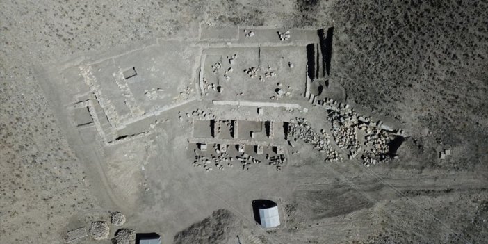 Apameia Antik Kenti'nde Helenistik Döneme Ait 5 Oda Bulundu