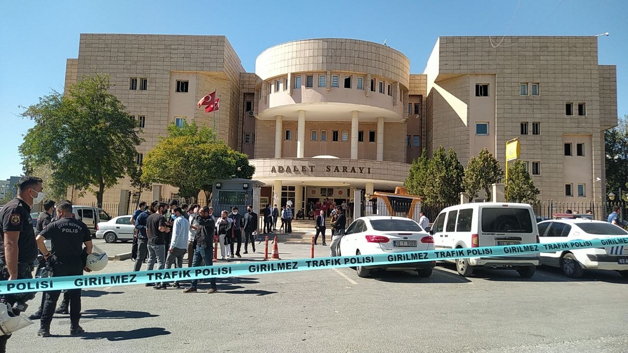 Arazi Davasında Adliye Karıştı