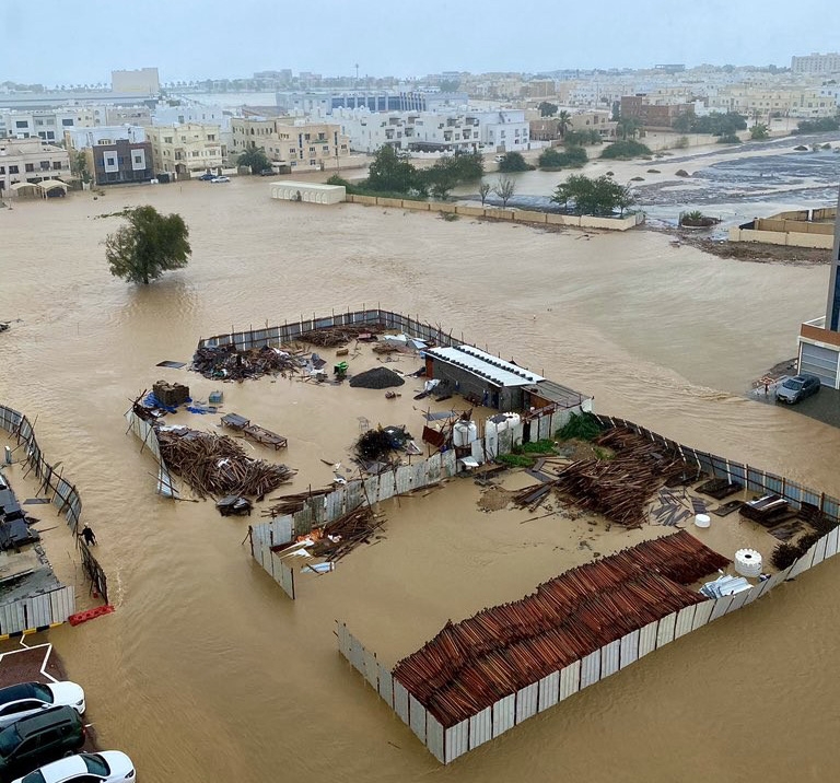 Umman’ı Vuran Şahin Kasırgası’nda Ölü Sayısı 13’e Yükseldi