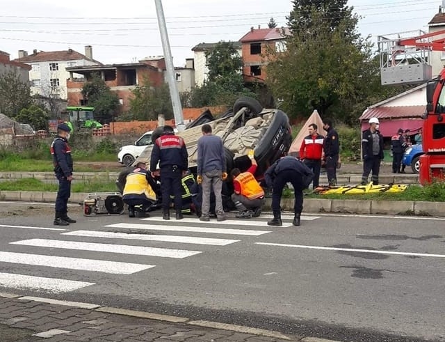 Ordu’da valilik aracı kaza yaptı: 3 yaralı