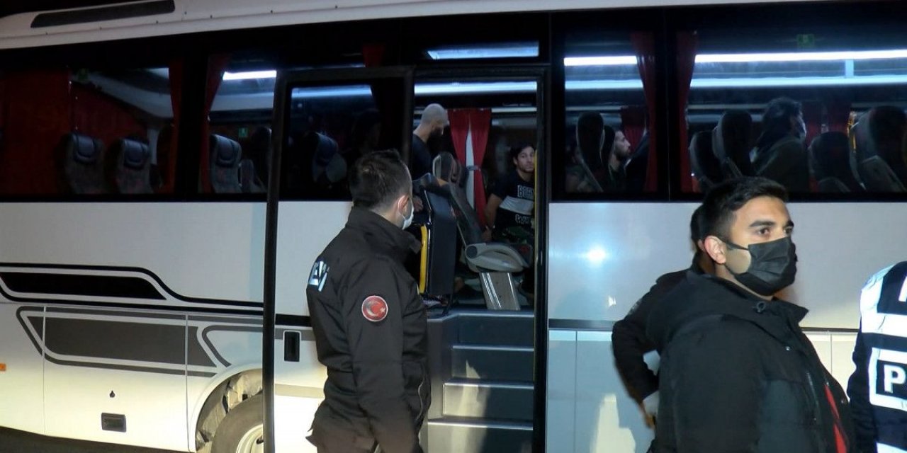 Ataşehir'de eş zamanlı operasyon: Kaçak yollarla gelen mülteciler gözaltına alındı