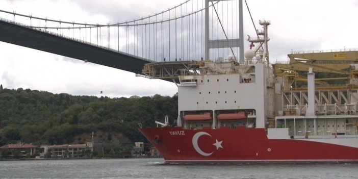 Yavuz sondaj gemisi İstanbul Boğazı’ndan geçti