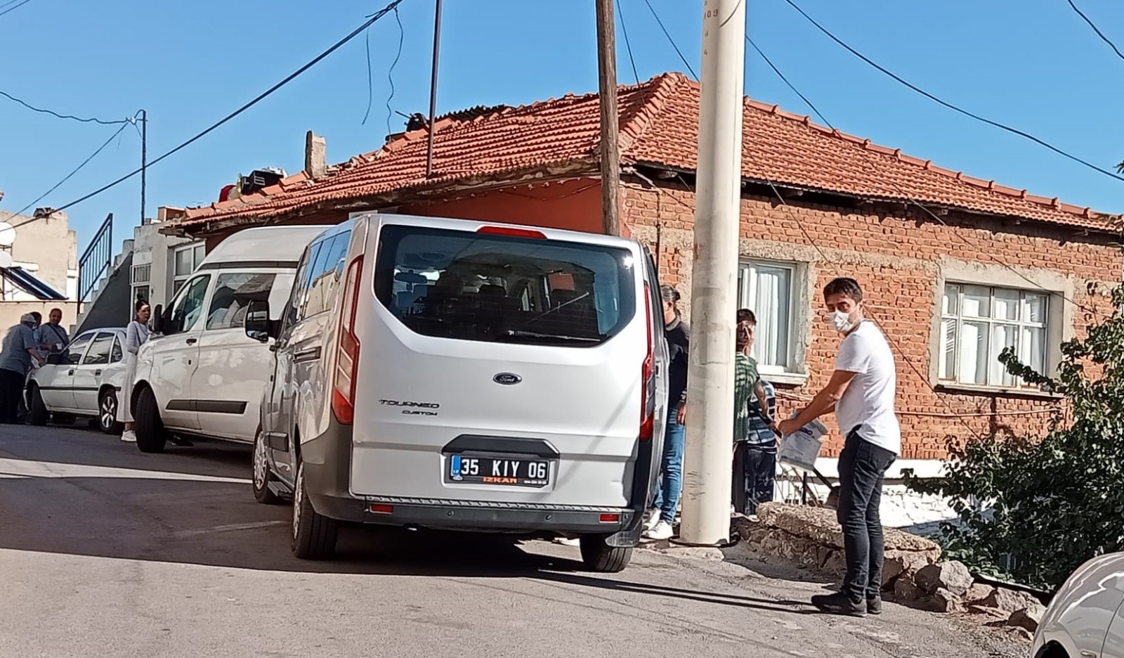 İzmir’de vahşet: 96 yaşındaki annesini, başını taşla ezerek öldürdü