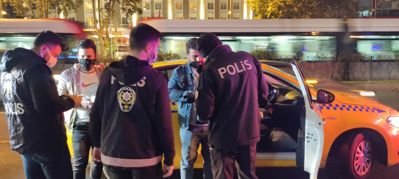 İstanbul’da Helikopter Destekli ’Yeditepe Huzur’ Uygulaması