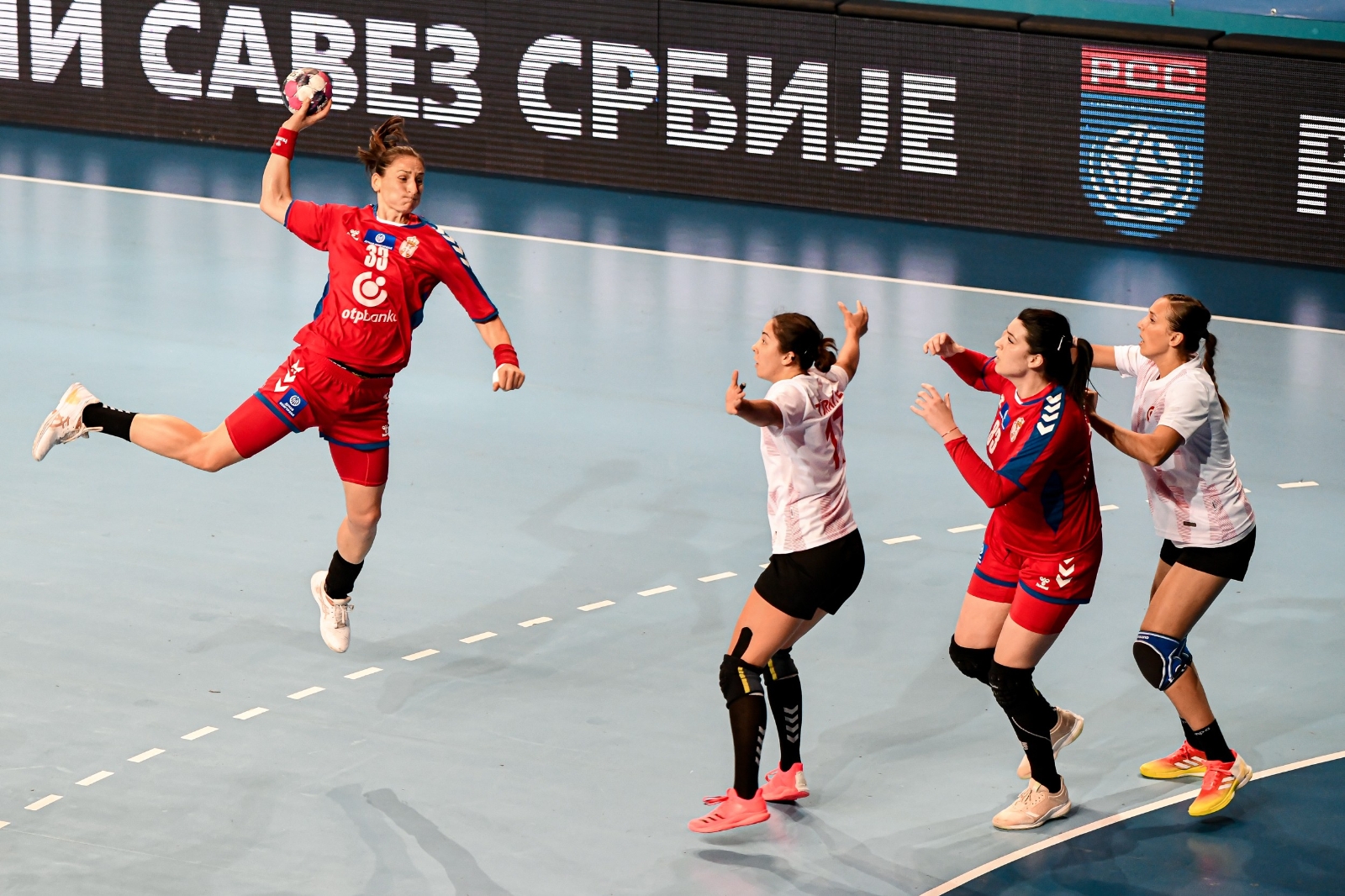 A Milli Kadın Hentbol Takımı, Sırbistan’a Mağlup Oldu