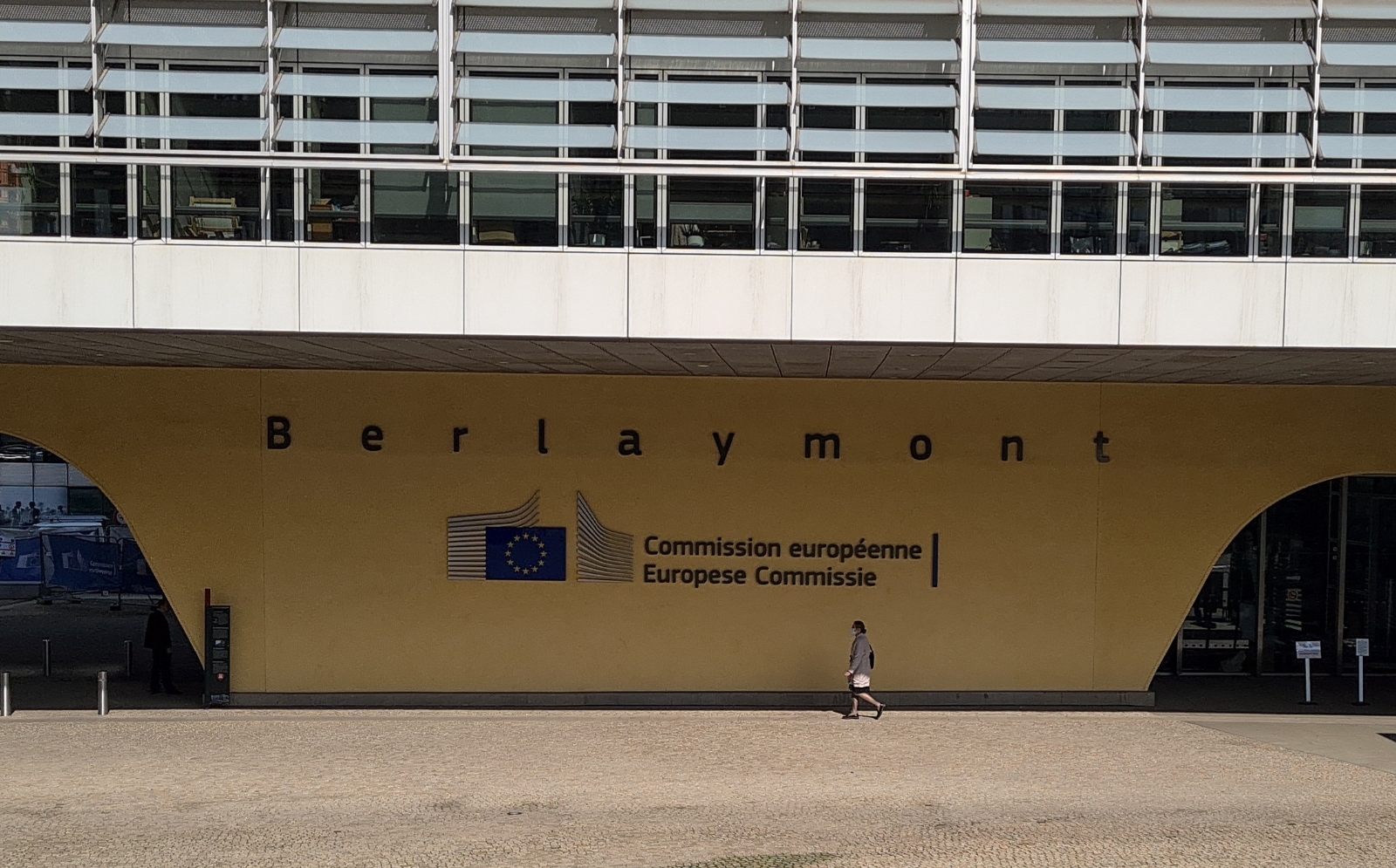 AB’den Yunanistan’a sığınmacı tepkisi