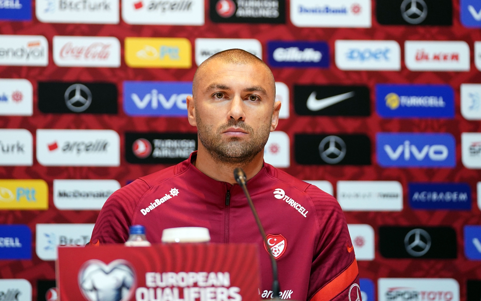 Stefan Kuntz: "Takımın sahada yüksek kalitede oynamasını hedefliyorum"