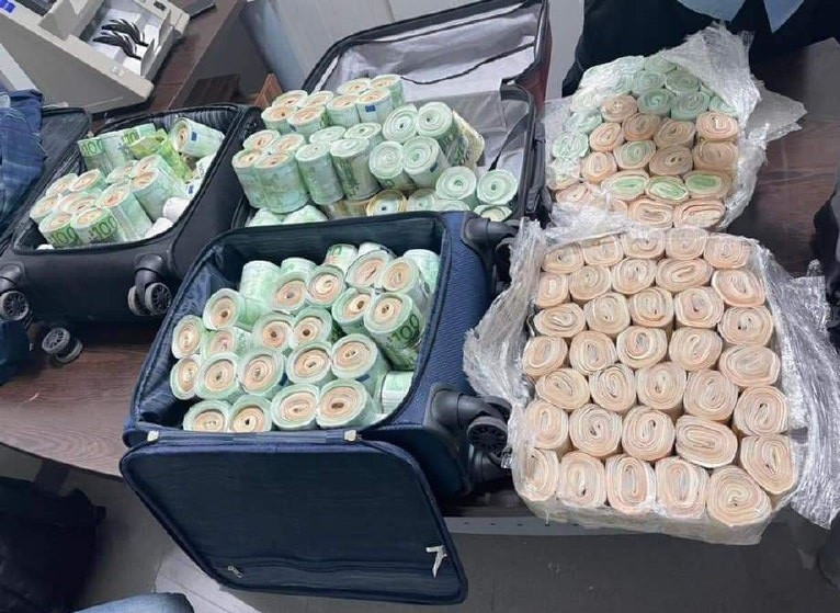 Libya’da Döviz Kaçakçılarına Darbe: 4 Milyon Euro Ele Geçirildi