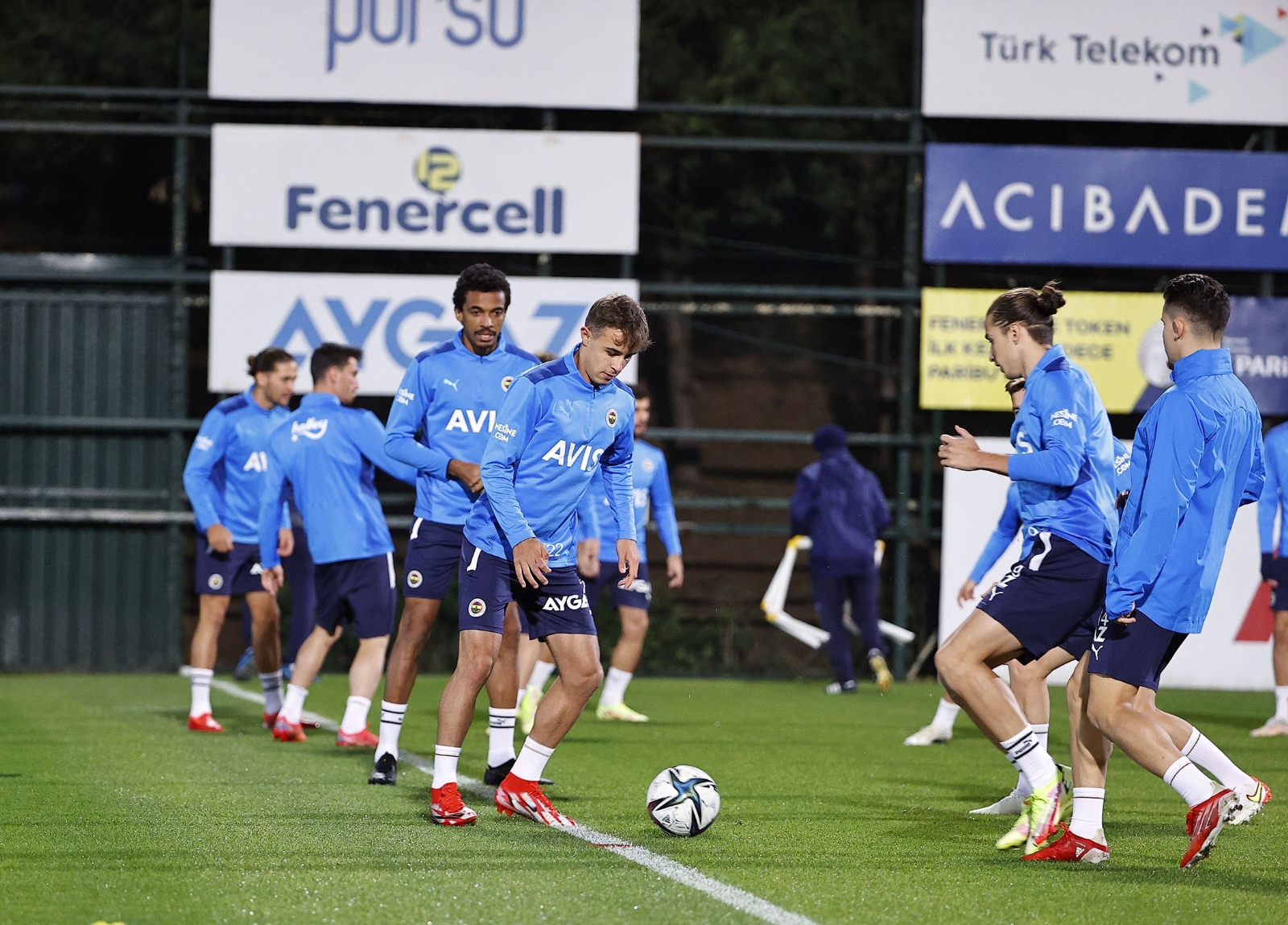 Fenerbahçe, Trabzonspor Maçı Hazırlıklarına Başladı