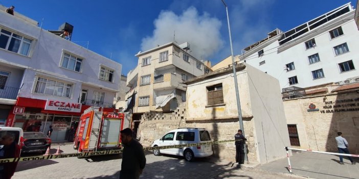 Kilis’te ev yangını çevredeki binaları tehdit ediyor