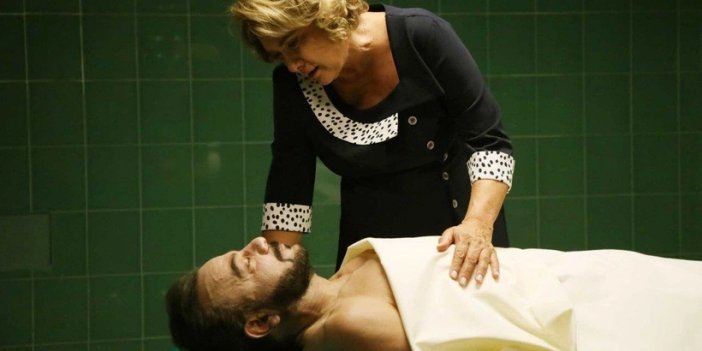 Efsane Dizide Şok Ölüm!