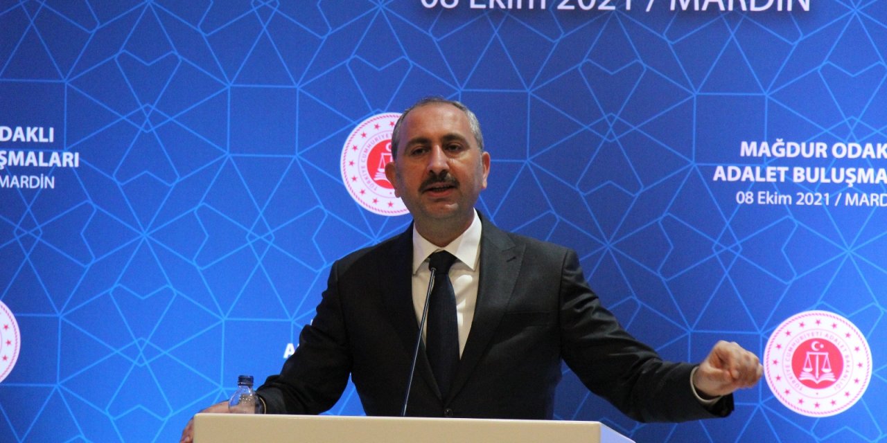Adalet Bakanı Gül: "Devletin temel amacı insan onurunu korumaktır"