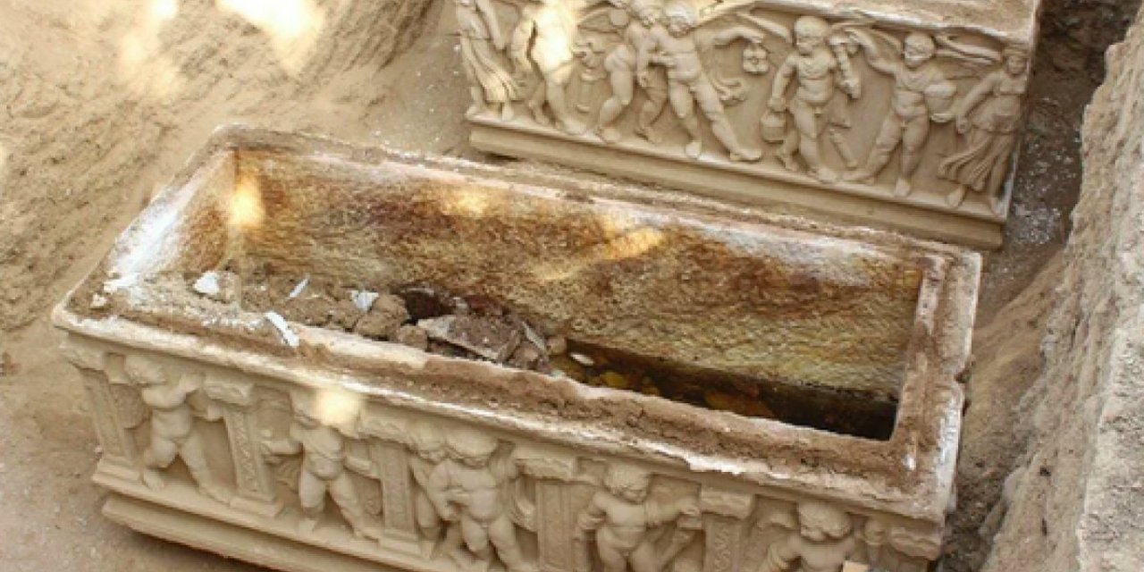 Bursa'da kazı çalışmalarında mumyalanmış 3 iskelet bulundu