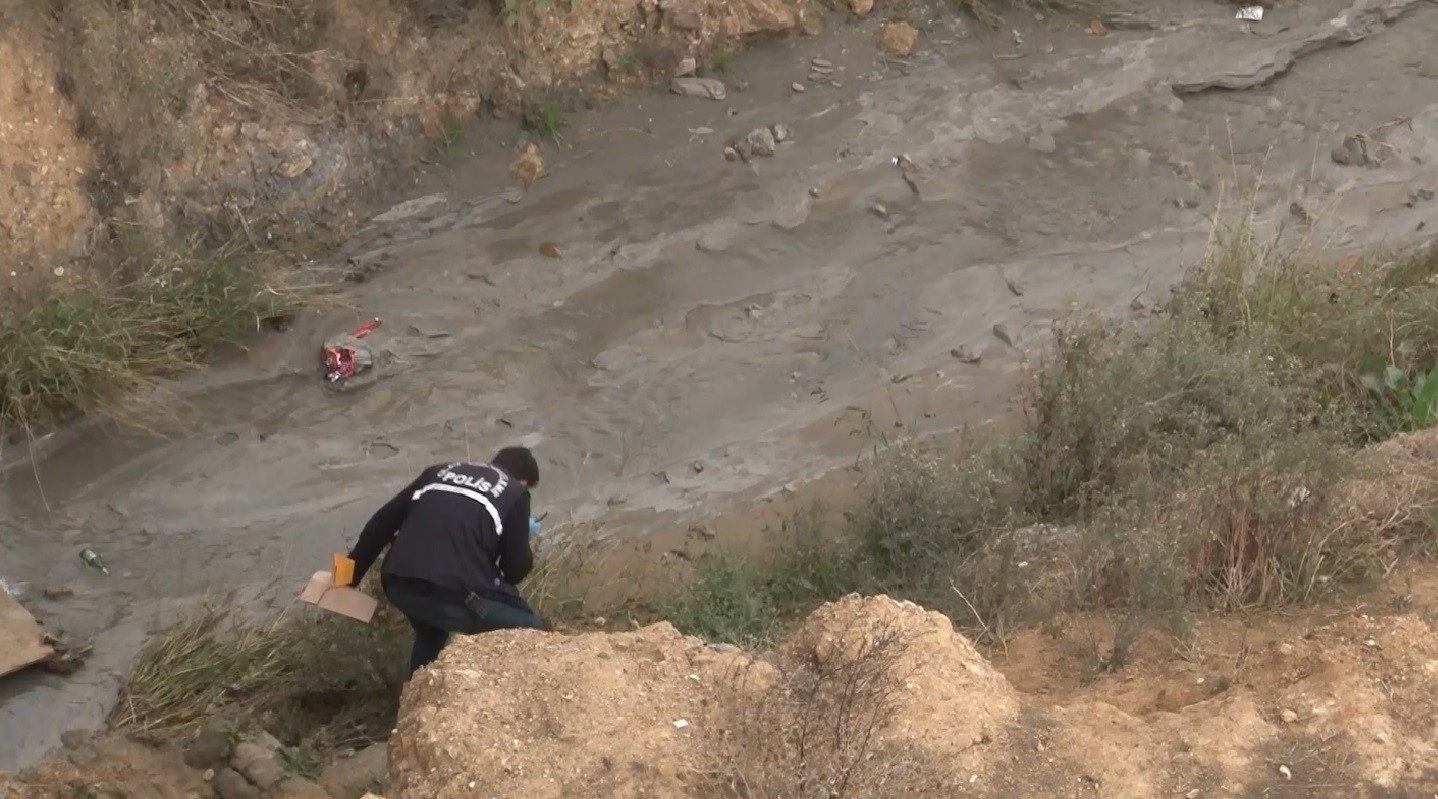 Arnavutköy’de viyadükten düşen genç ağır yaralandı