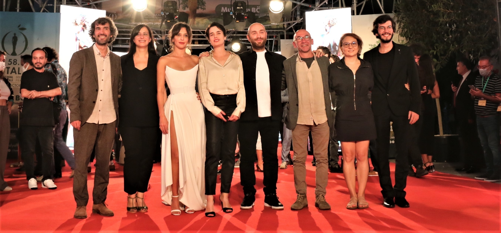 58. Antalya Altın Portakal Film Festivali’nde Kırmızı Halıda Şıklık Yarışı