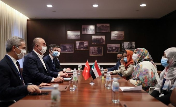 Dışişleri Bakanı Çavuşoğlu, Sudan Dışişleri Bakanı Almahdi İle Bir Araya Geldi
