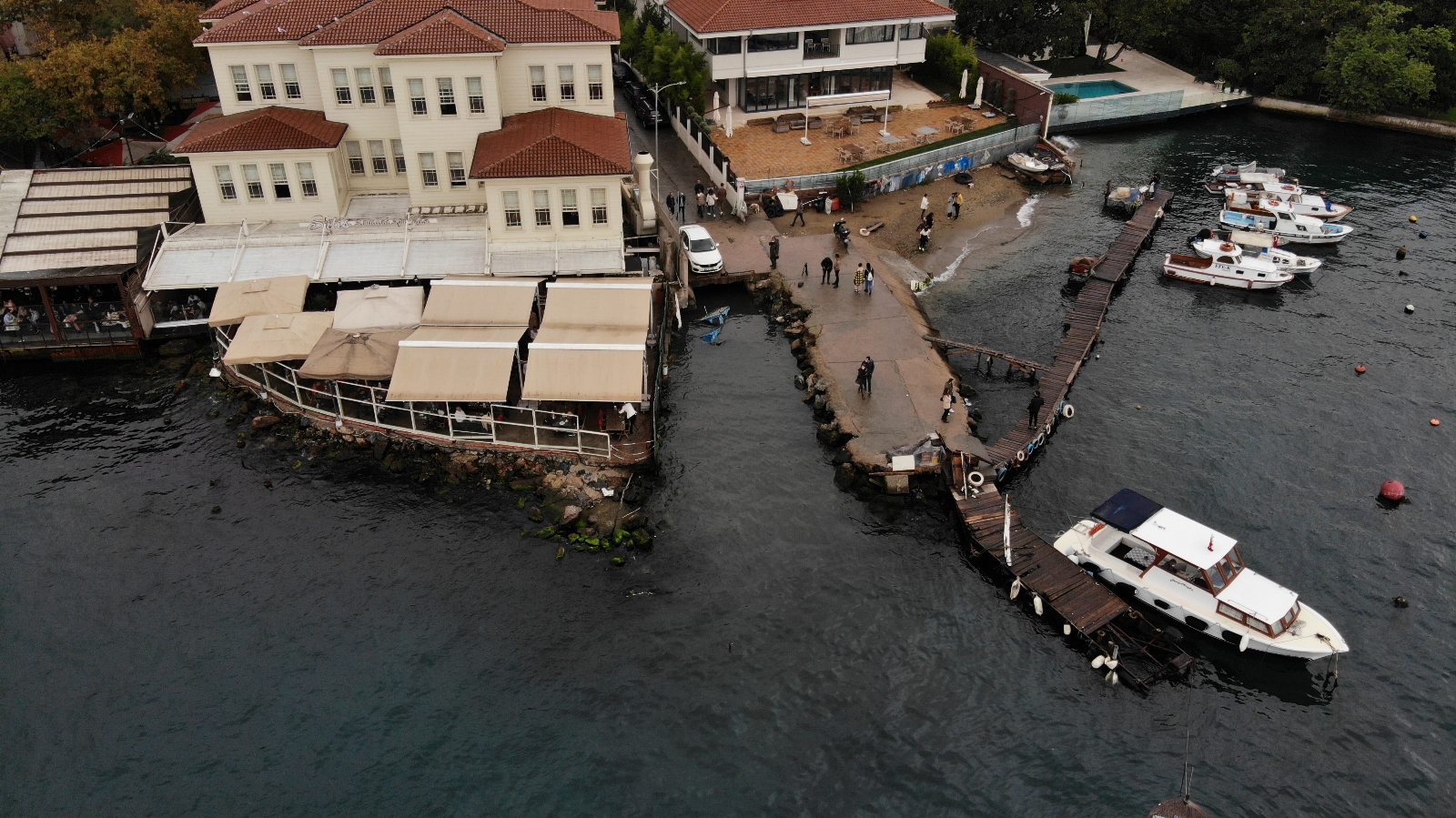 Üsküdar Bekar Deresi’nin Çözümsüz Sorunu ‘Lağım Kokusu’