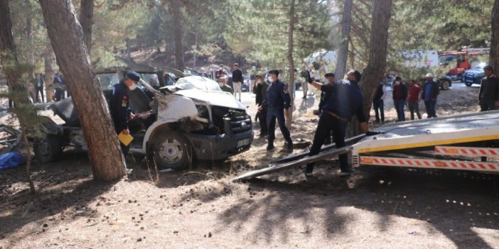 Afyonkarahisar'da Bir Okul, beş acı
