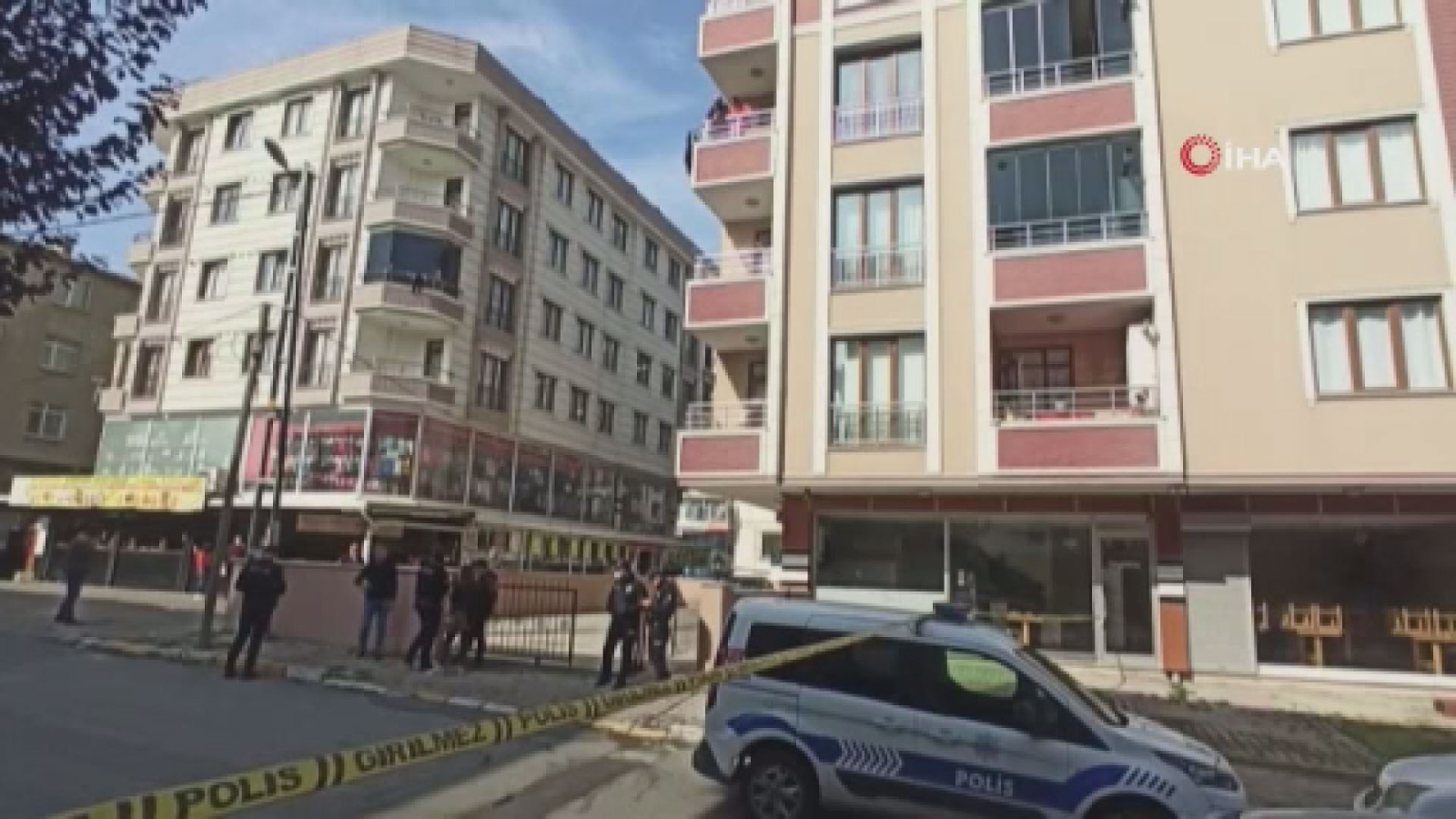 Beylikdüzü’nde Kıskançlık Krizine Giren Adam Eşini Öldürdü