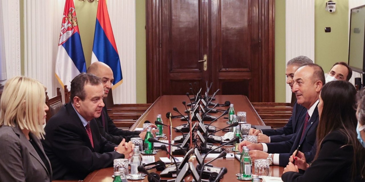Bakan Çavuşoğlu, Sırbistan Ulusal Meclis Başkanı Daçiç ile görüştü