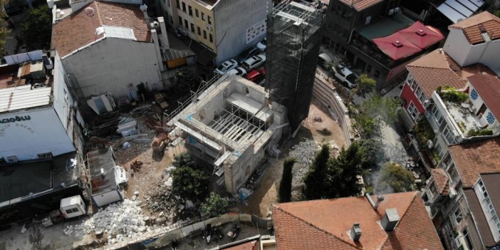 Üsküdar’da 460 yıllık Gülfem Hatun Camii’nin restorasyon çalışması havadan görüntülendi