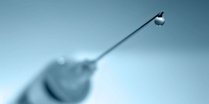 Üçüncü doz BioNTech 65 yaş üstünü Omicron varyantına karşı koruyor