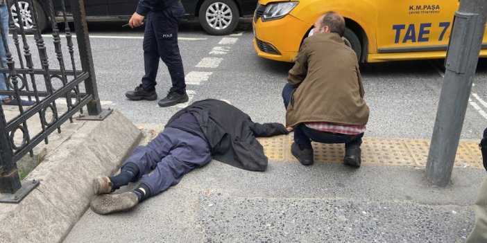 Beyoğlu’nda taksinin yaşlı adama çarptığı anlar kamerada