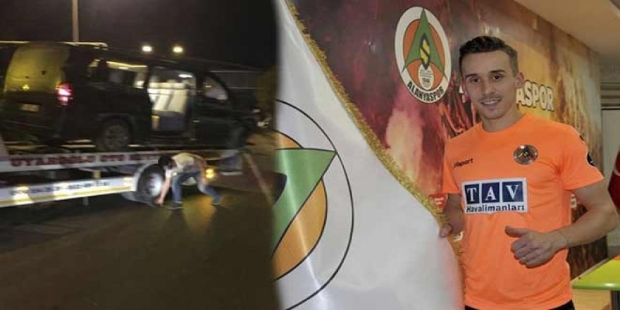 Şoför uyumuş! Alanyasporlu futbolcuları taşıyan araç devrildi: Josef Sural öldü