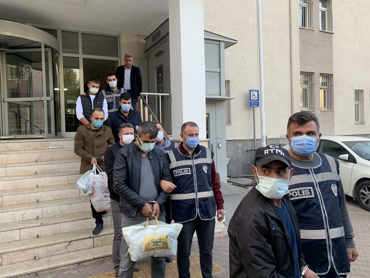 4 Yıl 2 Ay Kesinleşmiş Cezası Olan Kadın Yakalandı