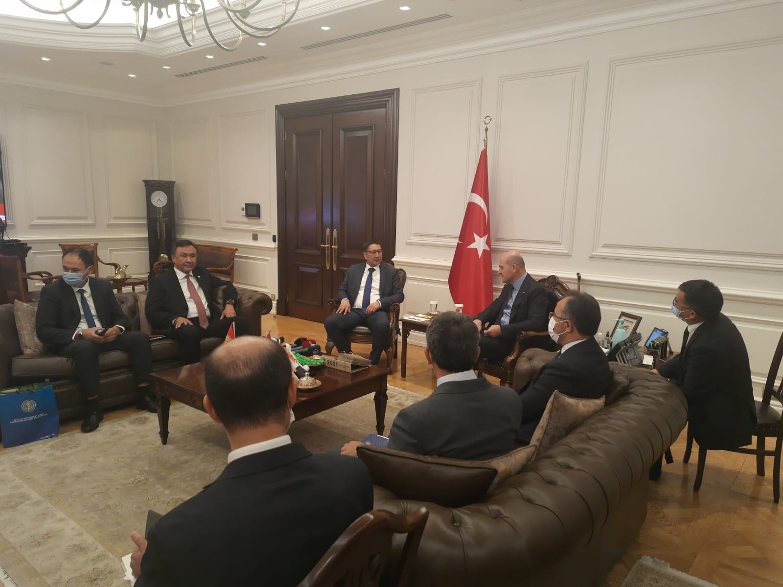 Bakan Soylu, Kırgızistan Acil Durumlar Bakanı Boobek Azikeev’i Kabul Etti