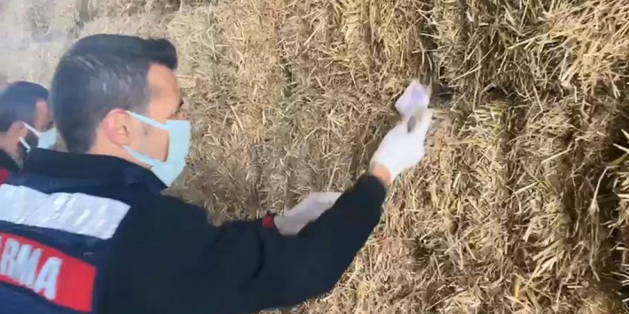 Bursa'da çalınan para ve çekler, saman balyasından çıktı