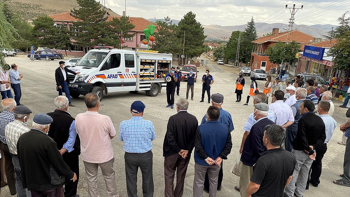 'Afet Farkındalık Eğitimi' Alanların Sayısı 33 Milyonu Geçti