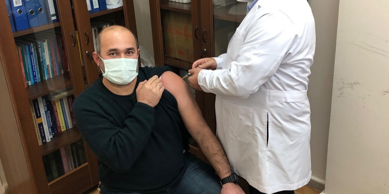 Eskişehir’deki ilk Turkovac aşısı ESOGÜ Hastanesi’nde yapıldı