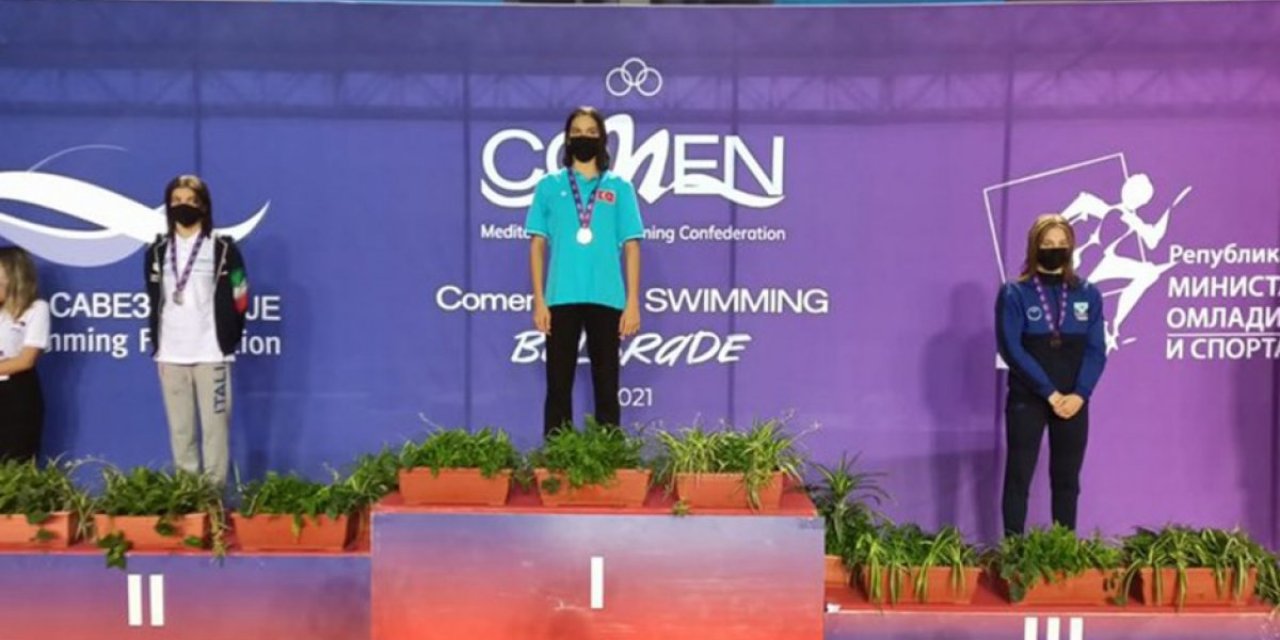 Talya Erdoğan'dan Comen Cup Yüzme Müsabakası'nda başarı geldi