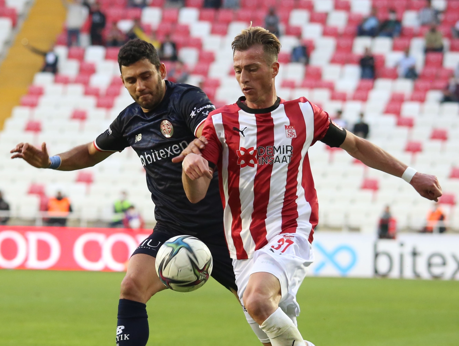 Süper Lig: DG Sivasspor: 2 FT Antalyaspor: 2 (Maç sonucu)