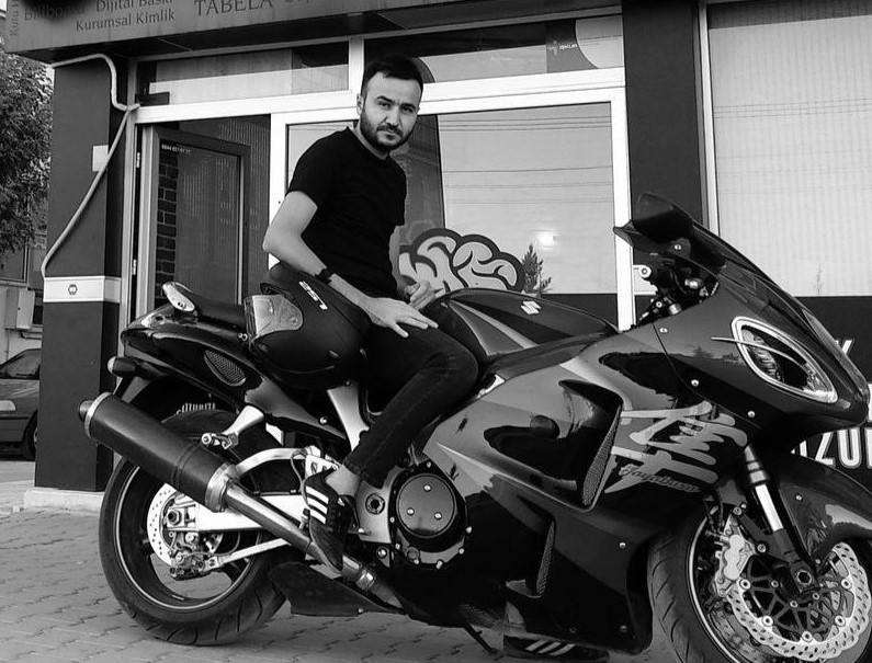 Karaman’da öğretmenin hız motoruyla feci ölümü