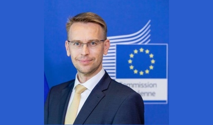 "AB, Suriye Anayasa Komitesi’nin 6. Tur Müzakerelerinin Başlamasını Memnuniyetle Karşıladı"