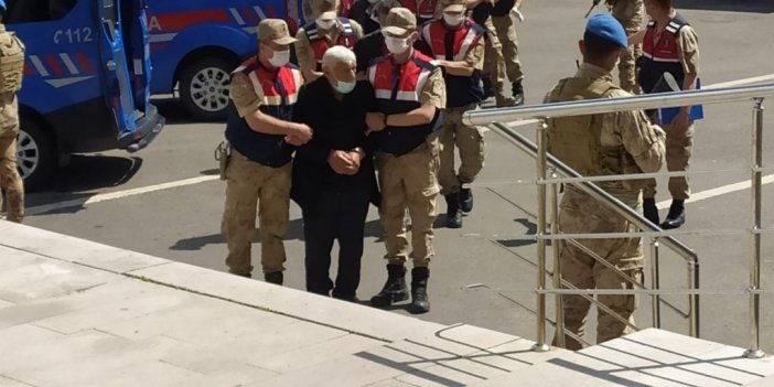 5 kişinin öldürüldüğü olayda korkunç detay: Atlar kavga etti, sahipleri birbirini vurdu