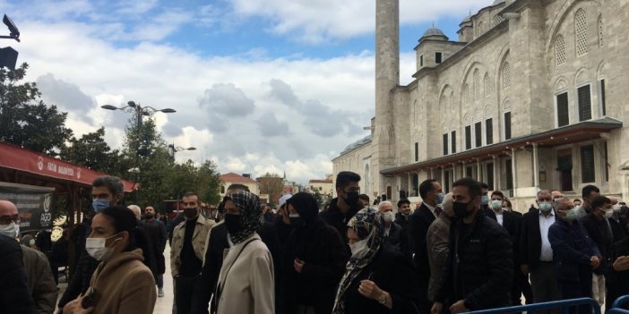 Baykar Yönetim Kurulu Başkanı Özdemir Bayraktar, son yolculuğuna uğurlanıyor