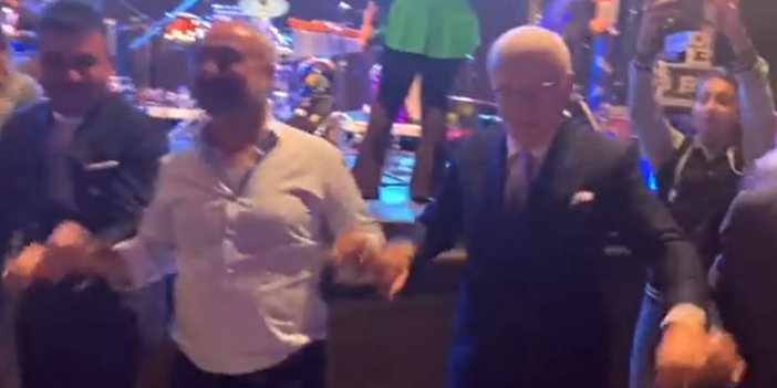 Küçükkaya: Bu görüntü çok konuşulur, Ertuğrul Özkök ve İsmail Saymaz halay çekti