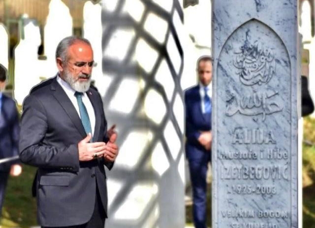Cumhurbaşkanı Başdanışmanı Topçu, Aliya İzzetbegoviç’in Ölüm Yıldönümünü Unutmadı