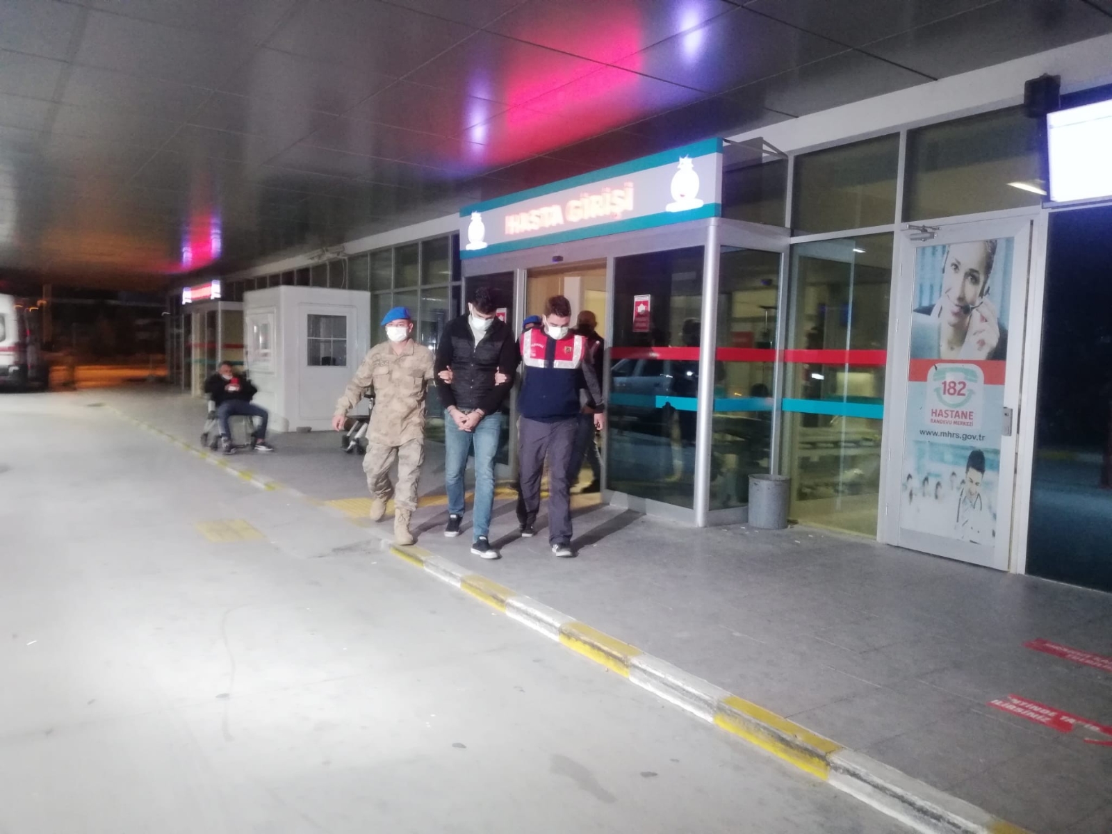 İzmir Merkezli 41 İlde FETÖ  Operasyonu: 158 Şüpheli Hakkında Gözaltı Kararı