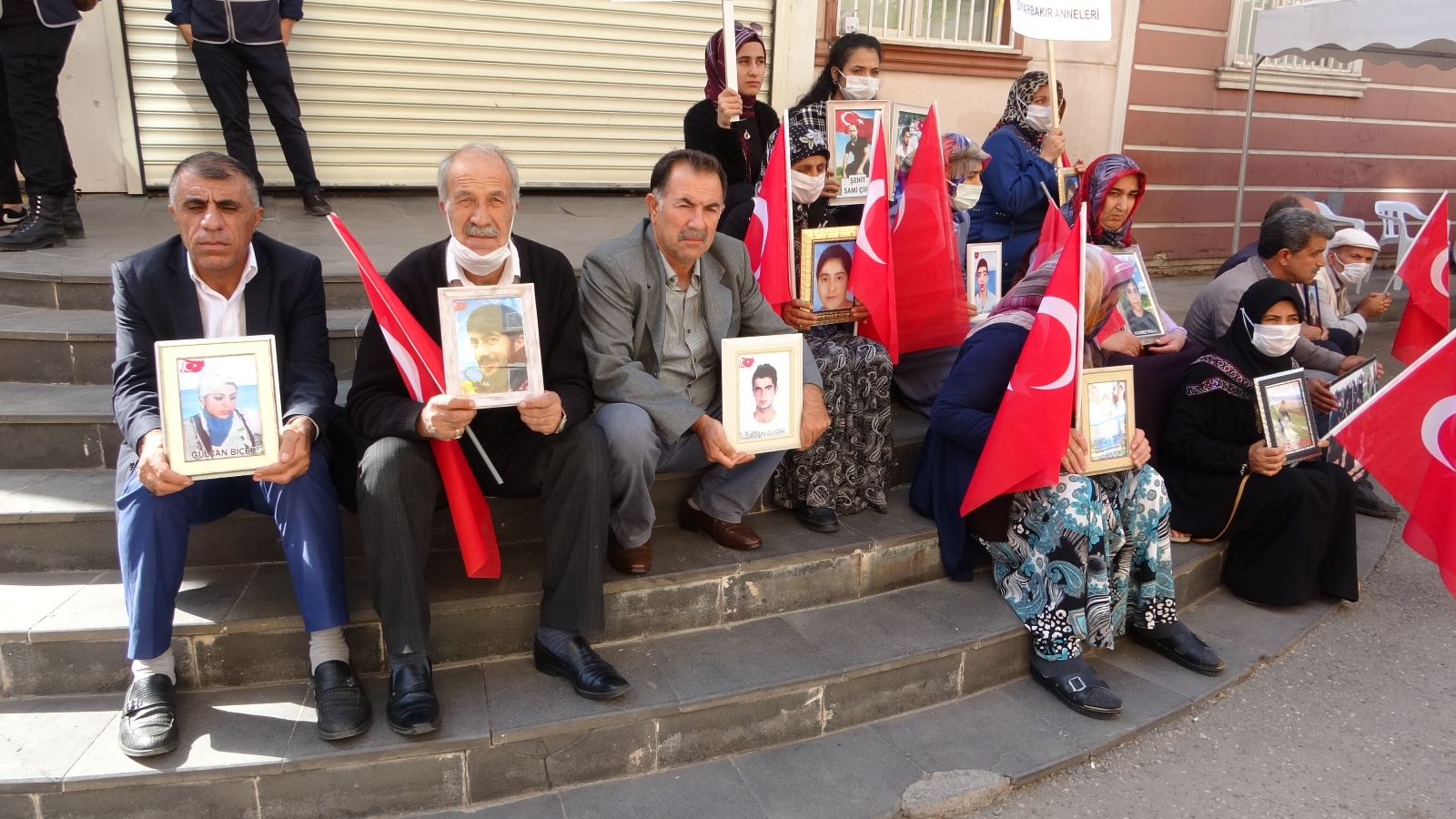 Acılı Baba Yusuf Erdinç Oğluna Seslendi: “Senin Yerin Türkiye Cumhuriyetidir”