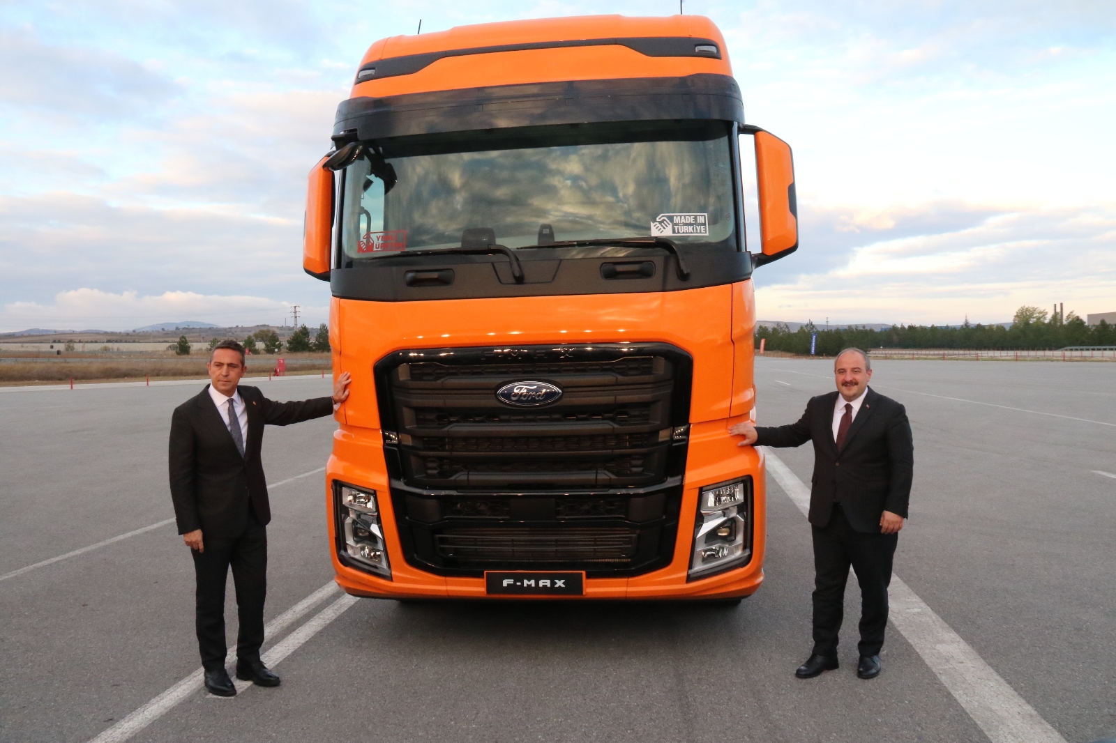 Bakan Varank İlk ve Tek Yerli Şanzımanlı Kamyonu Test Etti