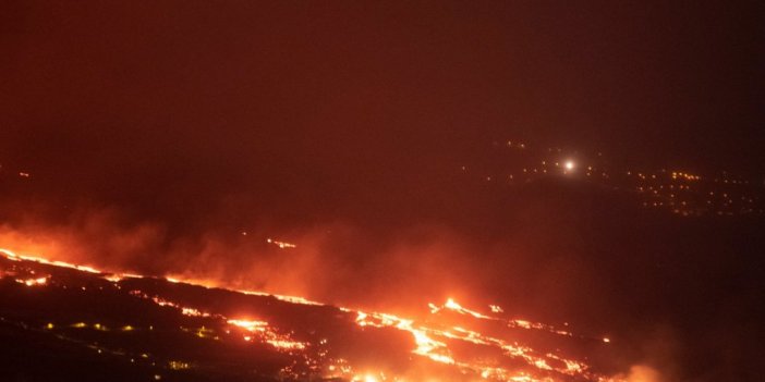 La Palma’daki yanardağda lav çıkışı hızlandı