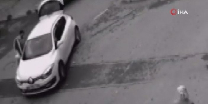 El freni çekilmeyi unutulan araç son anda durduruldu