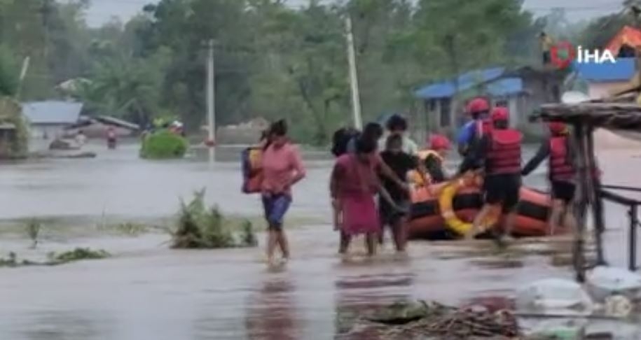 Nepal’i Vuran Sel Ve Heyelanda Bilanço Artıyor: 48 Ölü