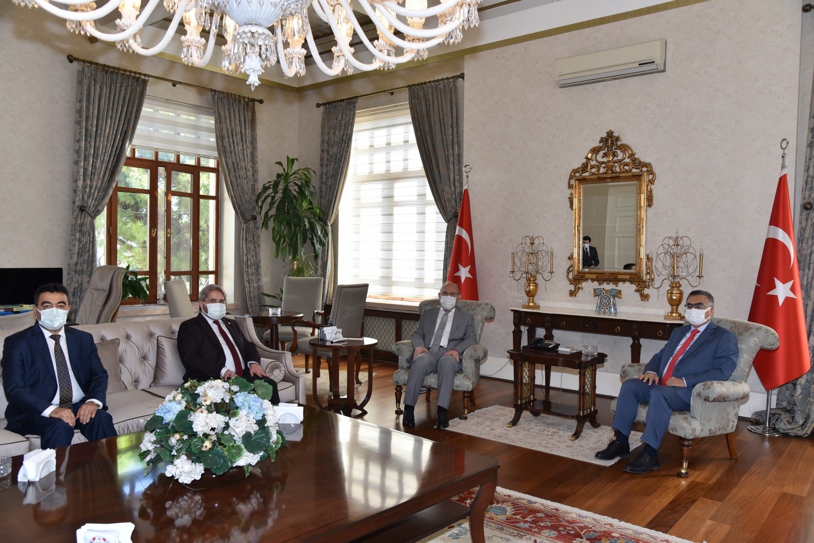 Manisa’da ‘Peygamberimiz Ve Vefa’ Konulu Konferans