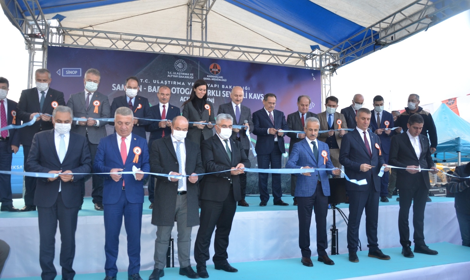 Bakan Karaismailoğlu: "Yatırımlarımızı Ülke Sathına Yayıyoruz"