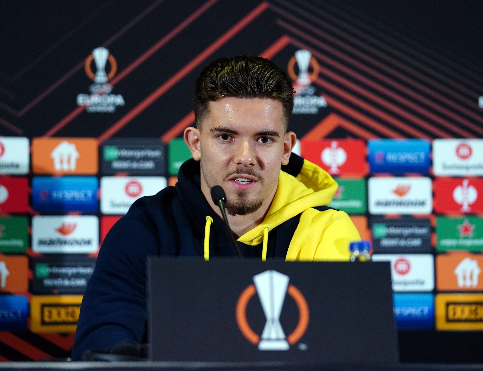 Ferdi Kadıoğlu: "Milli Takım İle İlgili Kararımı Vermedim"